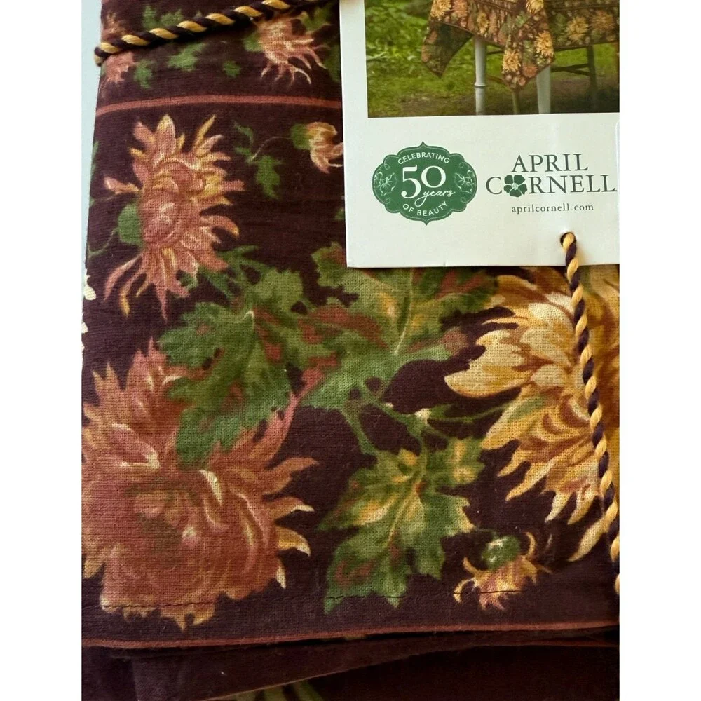 April Cornell Antoinette Tablecloth 60x60